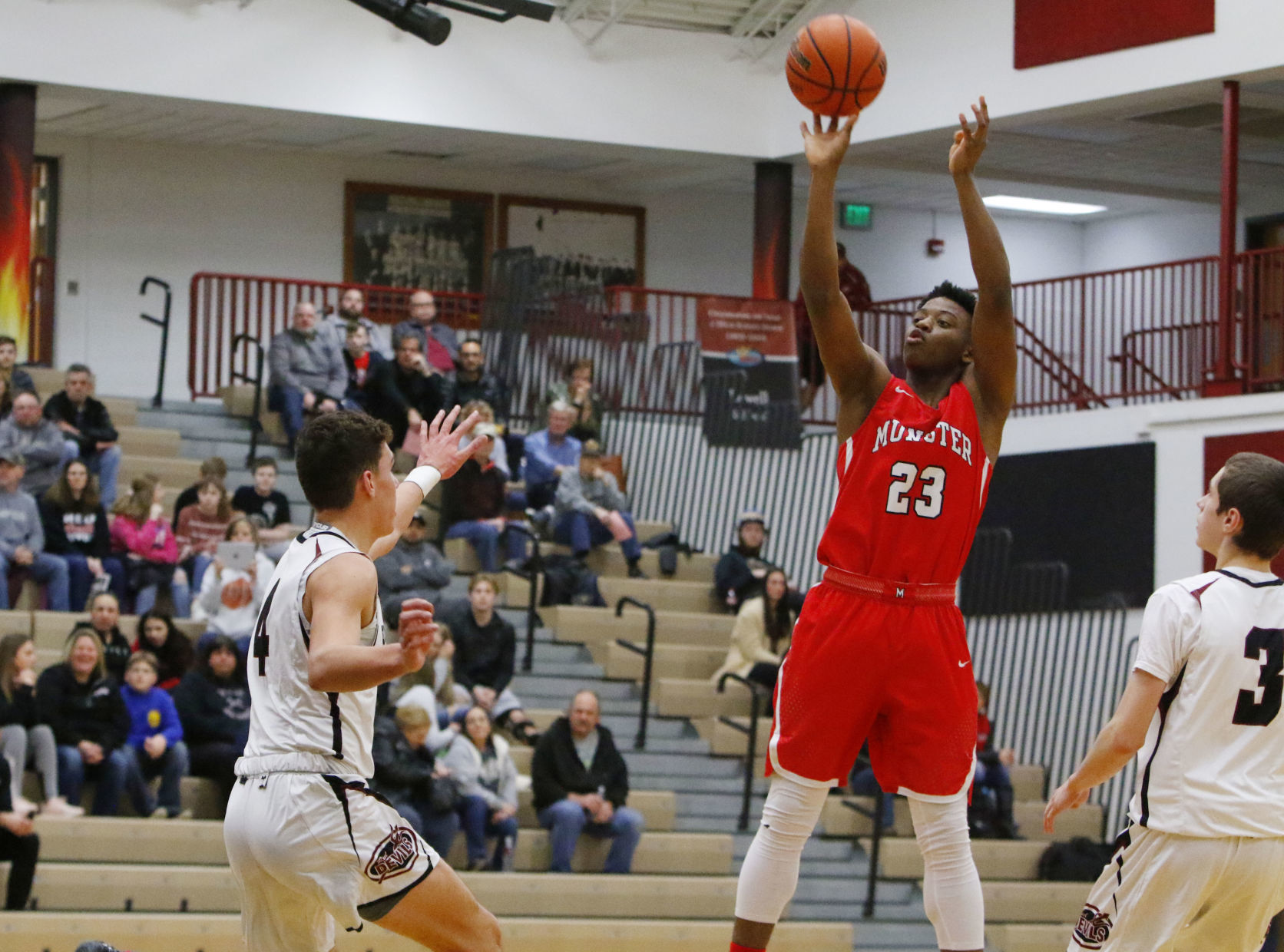 Jeremiah Lovett, Munster, basketball